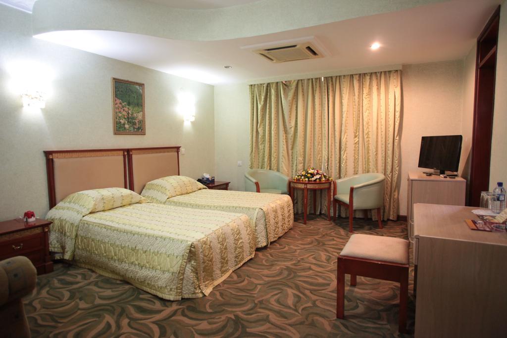 City Royal Resort Hotel Kyambogo  Pokój zdjęcie