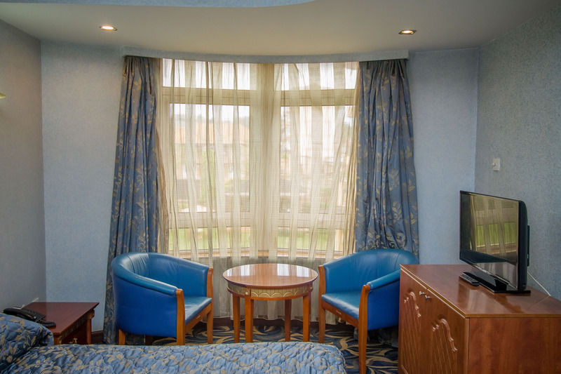City Royal Resort Hotel Kyambogo  Zewnętrze zdjęcie