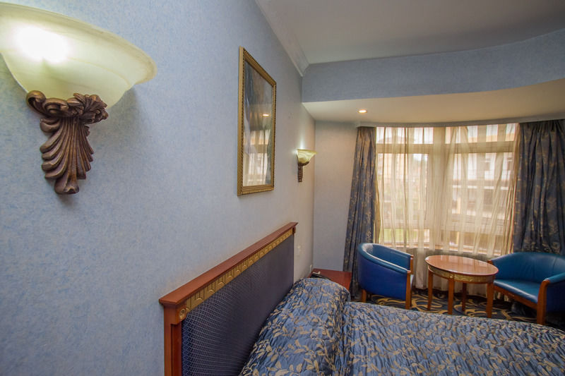 City Royal Resort Hotel Kyambogo  Zewnętrze zdjęcie