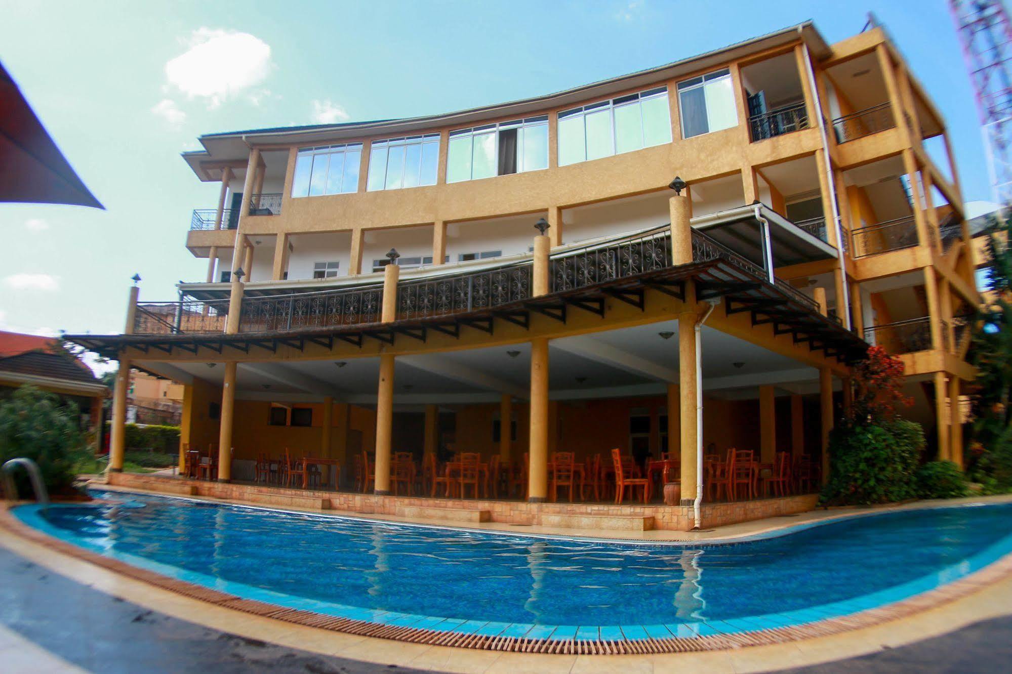 City Royal Resort Hotel Kyambogo  Zewnętrze zdjęcie