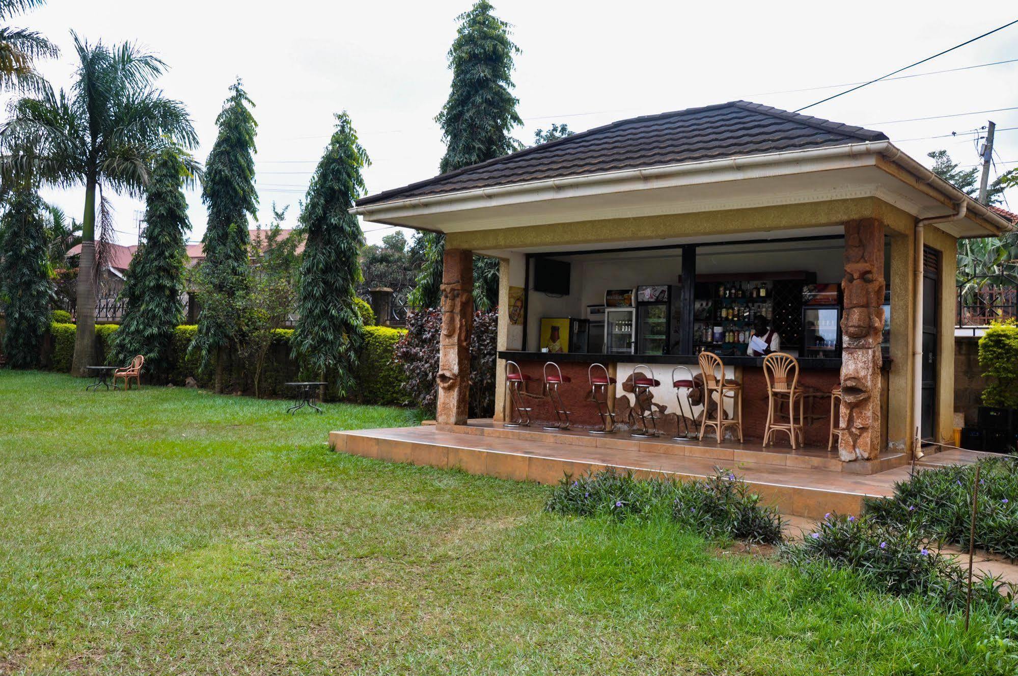 City Royal Resort Hotel Kyambogo  Zewnętrze zdjęcie