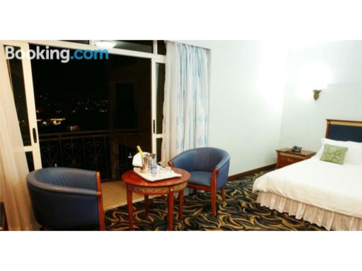 City Royal Resort Hotel Kyambogo  Zewnętrze zdjęcie